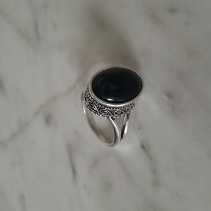 Antique Ring w/ Onyx Stone